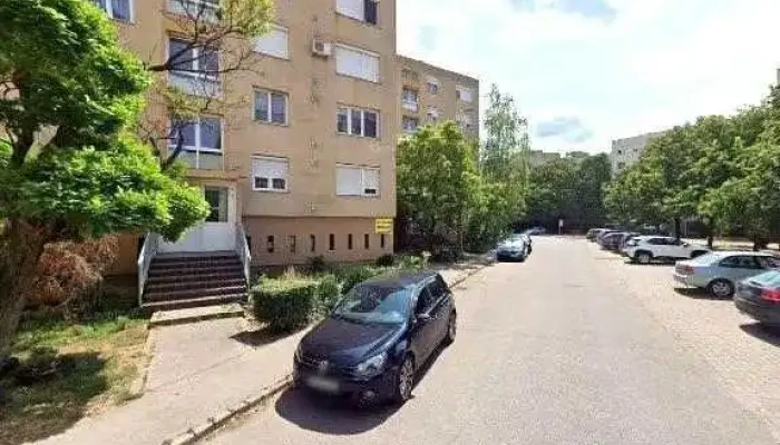 Giricz Janos   Jegkar Javitas Fenyezes Nelkuli Horpadas Javitas Szekesfehervar Utcakep Es 360deg - Székesfehérvár