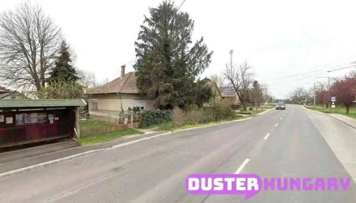 Gomba, Vár út - Gomba