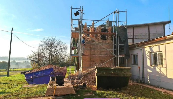 Gsr Bau Kft -  A Tulajdonostol - Pécs
