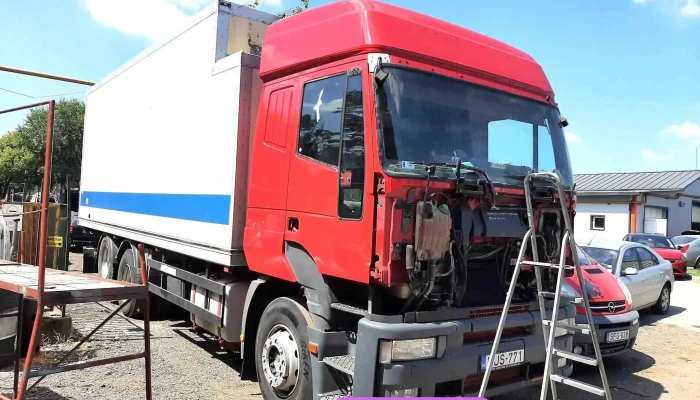 Gyongy Autofenyezo Muhely A Tulajdonostol - Debrecen