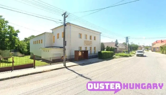 Hajmáskér, Hősi emlékmű - Hajmáskér