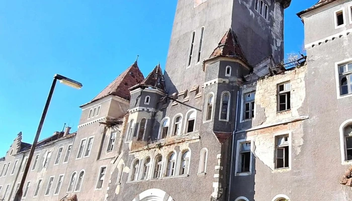 Hajmaskeri Tuzerlaktanya Turistalatvanyossag - Hajmáskér