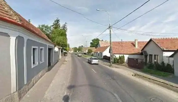 Hamori Sportbolt Kolcsonzo Gls Csomagpont Utcakep Es 360deg - Pomáz