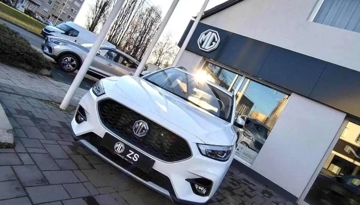 Hiezl Autohaz A Tulajdonostol - Baja