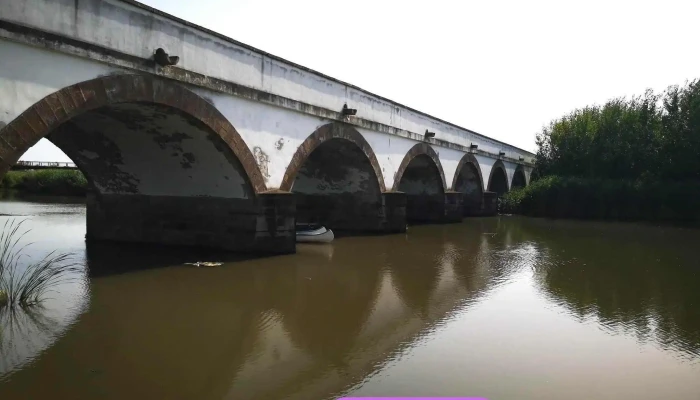 Hortobagyi Vadaspark Kilenclyuku Hid - Hortobágy