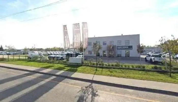 Hovany Premium Gepjarmu Karosszeria Es Fenyezo Centrum Utcakep Es 360deg - Szeged