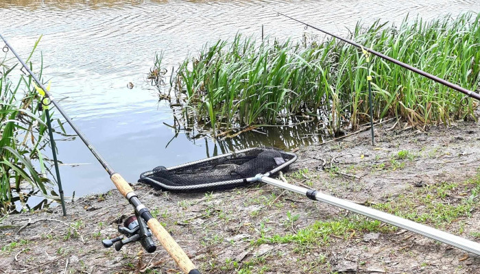 Jasz Nagykun Szolnok Es Hajdu Bihar Varmegyehatar Tortenelmi Jelentősegű Hely - Karcag