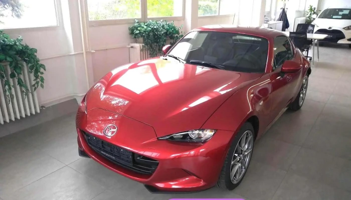 Jasz Plasztik Autocentrum   Kecskemet Kia Bemutatoterem Es Szerviz Belul - Kecskemét