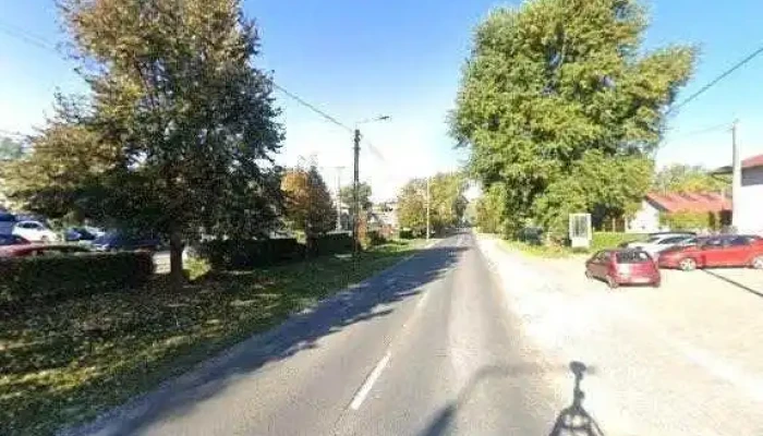 Jokenyer Pilisszentivan Mintabolt Utcakep Es 360deg - Pilisszentiván
