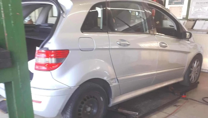 Jsi -  Auto Kft Weboldal - Székesfehérvár