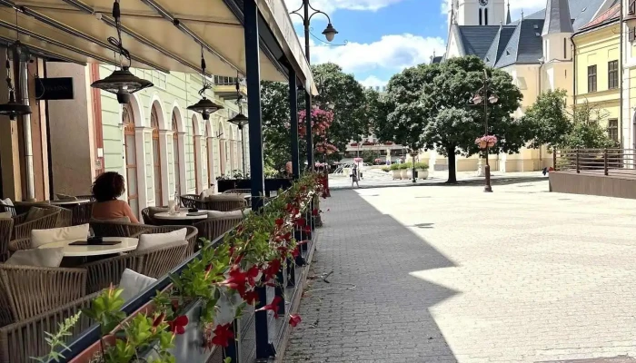 Kaposvár Plaza - Berzsenyi U. 1-3