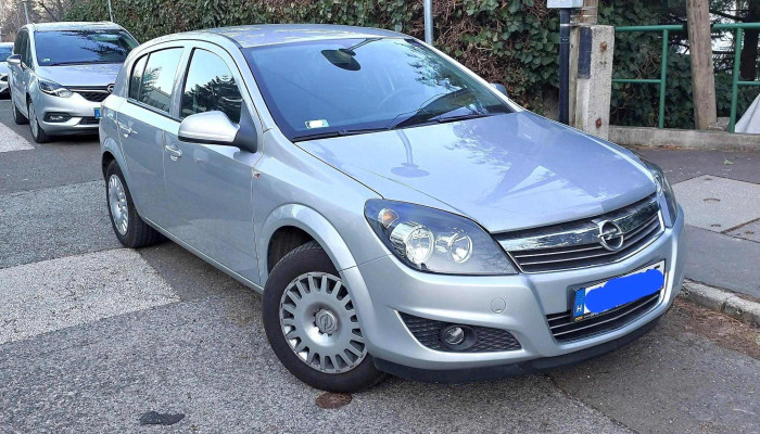 Karosszeria Javitas   Rosta Kft Karosszerialakatos - Budapest