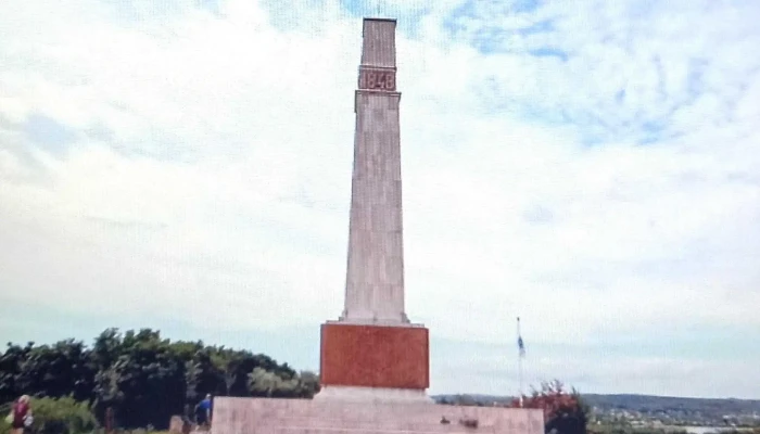 Katonai Emlekpark Kozel Hozzam - Pákozd