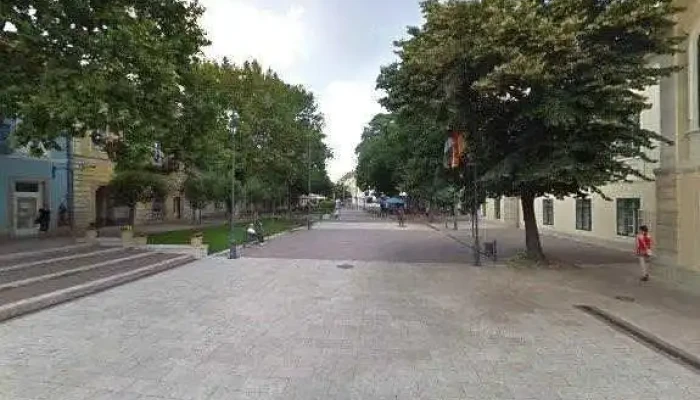Kormanyablak   Satoraljaujhelyi Jarasi Hivatal Utcakep Es 360deg - Sátoraljaújhely