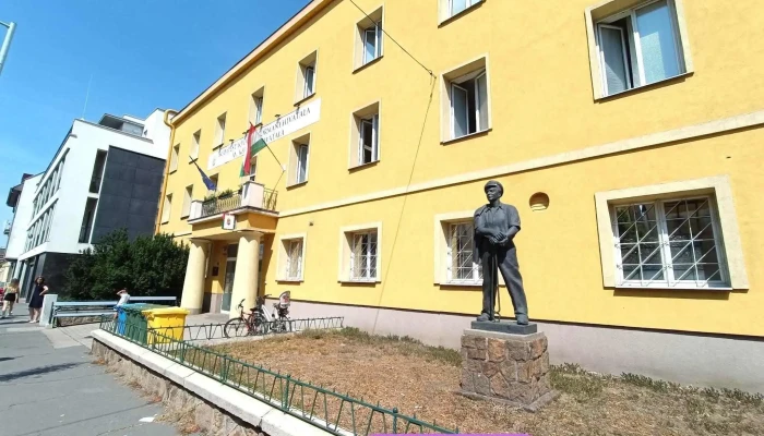 Kormányablak - Bácska U. 14