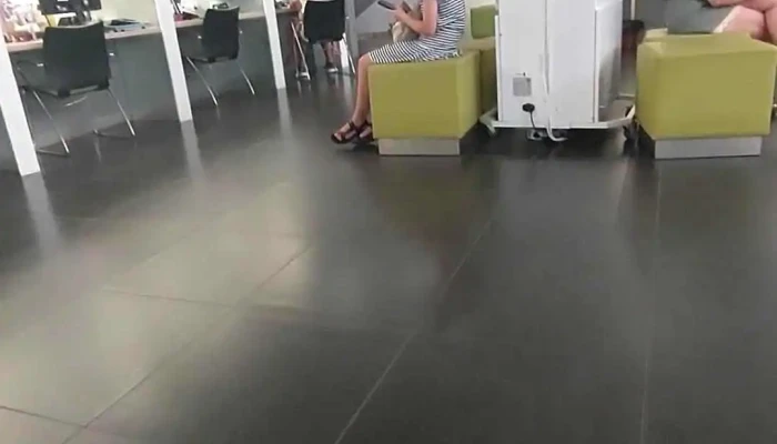 Kormanyablak Kecskemet Deak Ferenc Ter Videok - Kecskemét
