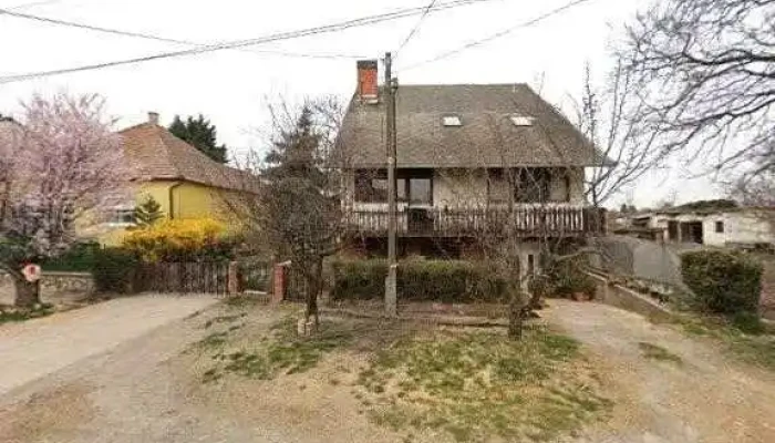 Kovacsoltvas Gyor Juhasz Andras Kovacsoltvas Munkak Gyor Lakatos Munkak Gyor Utcakep Es 360 - Bana