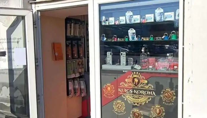Kulcs -  Korona Kulcs - masolas   Cipojavitas   Belyegzo Keszites   Elezes   Gravirozas Kulso - Tatabánya