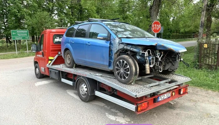 Laczko Balint Krisztian Ev Autoszallitas Automentes 0 24 A Tulajdonostol - Kóka