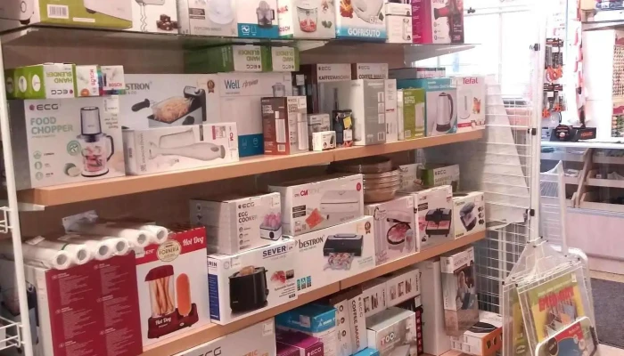 Lets Doit Barkacsaruhaz Uveg Porcelan Edenybolt Belul - Balassagyarmat