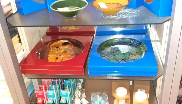 Lets Doit Barkacsaruhaz Uveg Porcelan Edenybolt Osszes - Balassagyarmat