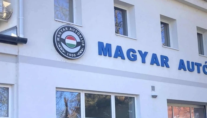 Magyar Autoklub Szerviz  Es Vizsgapont Autoszerelő - Szeged