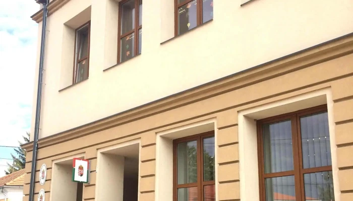 Martonvasari Kormanyablak Helyi Kormanyzati Hivatal - Martonvásár