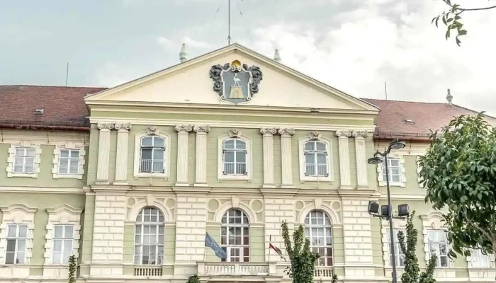 Megyehaza Osszes - Szombathely