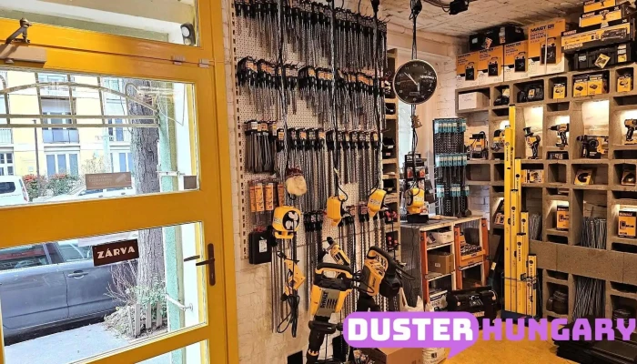 Mekkmester Barkacsbolt Es Gepkolcsonzo   Golden Tools Kft Belul - Budapest