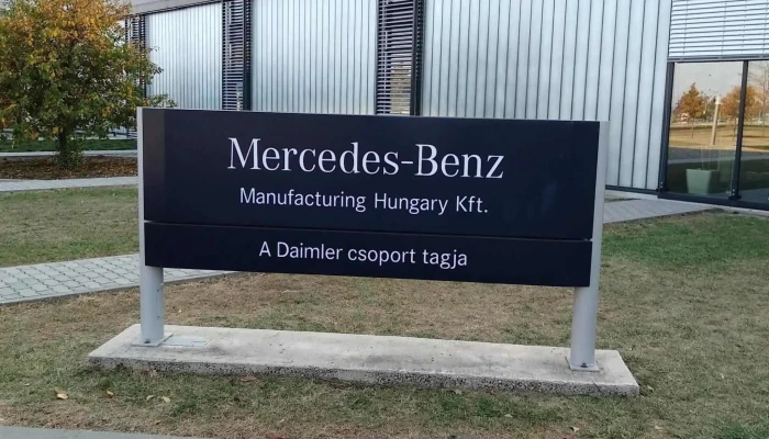 Mercedes -  Benz Manufacturing Hungary Kft Arak - Kecskemét