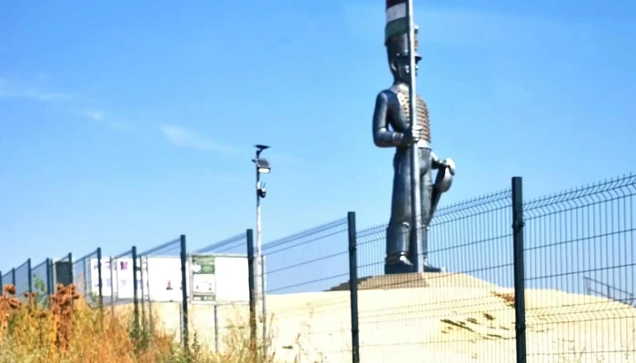 Miskahuszar Szobra Instagram - Pákozd