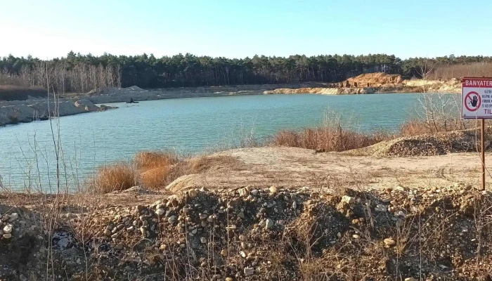 Molnar 20 Kavicsbanya Bugyi Kavicsbanya - Bugyi