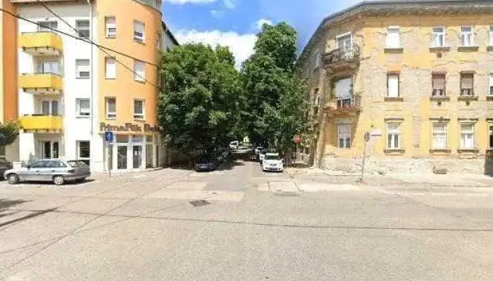 Muszaki Konyvkiado Kft Utcakep Es 360deg - Budapest