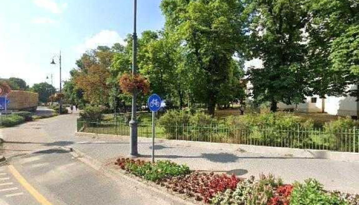 Nagykorosi Lakas  Es Garazsszovetkezet Osszes - Nagykőrös
