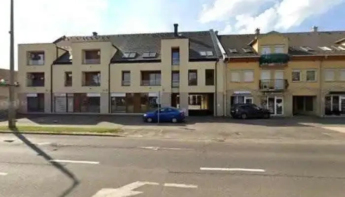 Otp Bank -    A Penztar A Fiokzaras Elott Ket Oraval Korabban Zar Osszes - Derecske