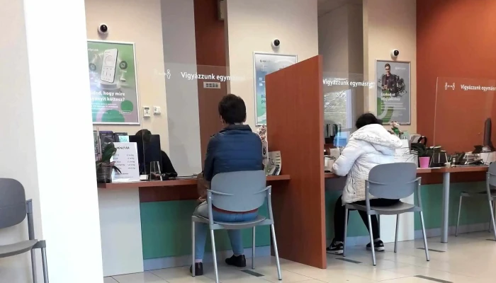 Otp Bank -    A Penztar Szerdan Zarva Tart Bank - Szabadszállás