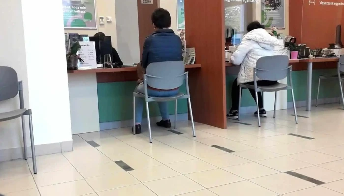 Otp Bank -    A Penztar Szerdan Zarva Tart Osszes - Szabadszállás