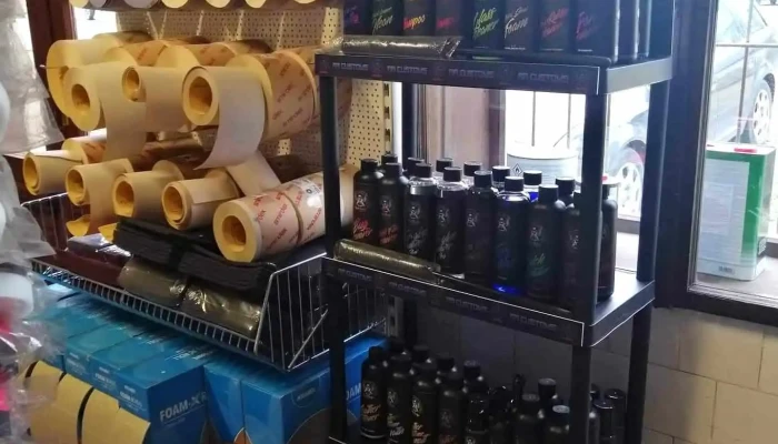 Paint Brothers Autofenyezesi Szakuzlet Belul - Kecskemét