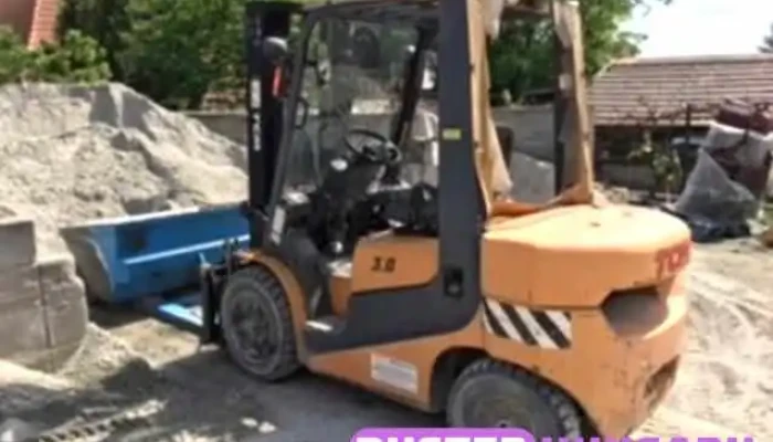 Pakonyi Kereskedohaz A Tulajdonostol - Felsőpakony