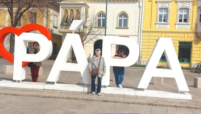 Papa Legfrissebb - Pápa