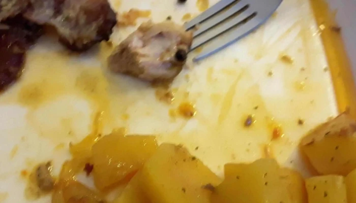 Pataki Vendeglatoipari Es Szolgaltato Kft Arak - Sárospatak
