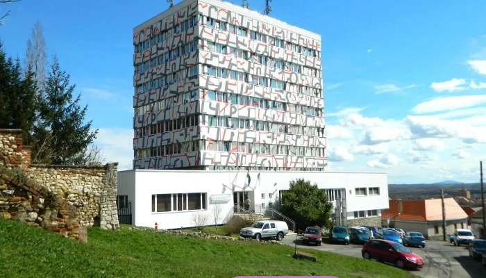 Pecsi Kereskedelmi Kozpont   Pbgsz Nonprofit Kft A Tulajdonostol - Pécs