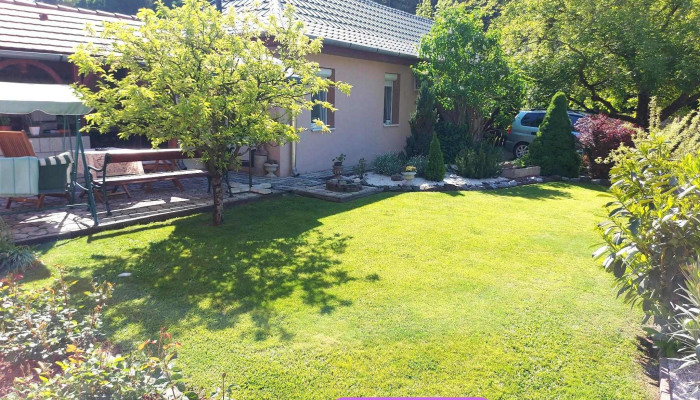 Pihenj Meg Apartman -  Kulso - Sirok