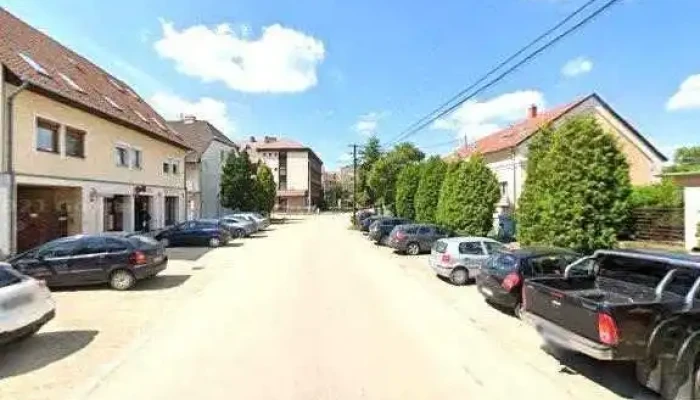Pingitzer Kulcs Cipo Kulcs Szerviz Utcakep Es 360deg - Csorna