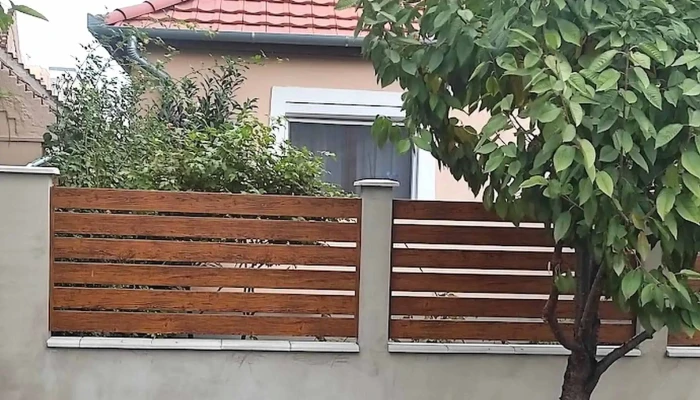 Plate -  Kerites Kft Fotok - Szolnok