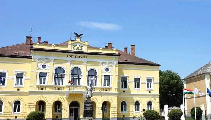 Polgarmesteri Hivatal Kunmadaras Onkormanyzati Hivatal - Kunmadaras