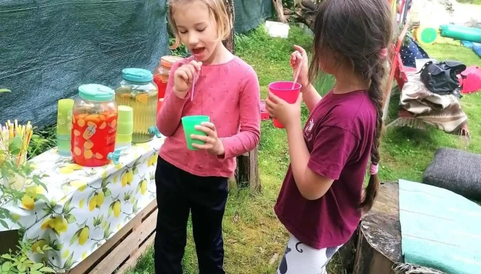 Pottom Videki Park A Tulajdonostol - Szászvár