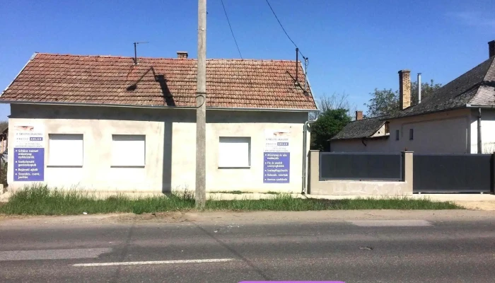 Preciz Ablak Magyarorszag Berettyoujfalu A Tulajdonostol - Berettyóújfalu