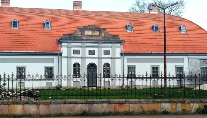 Pronay Kastely Cim - Romhány