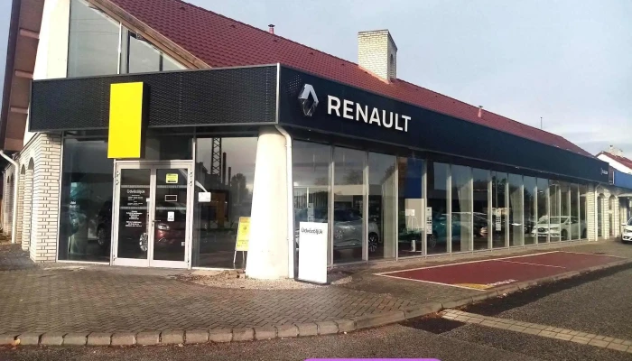 Renault Pápa - Császár Autószerviz Kft. - Külső Veszprémi Út 49